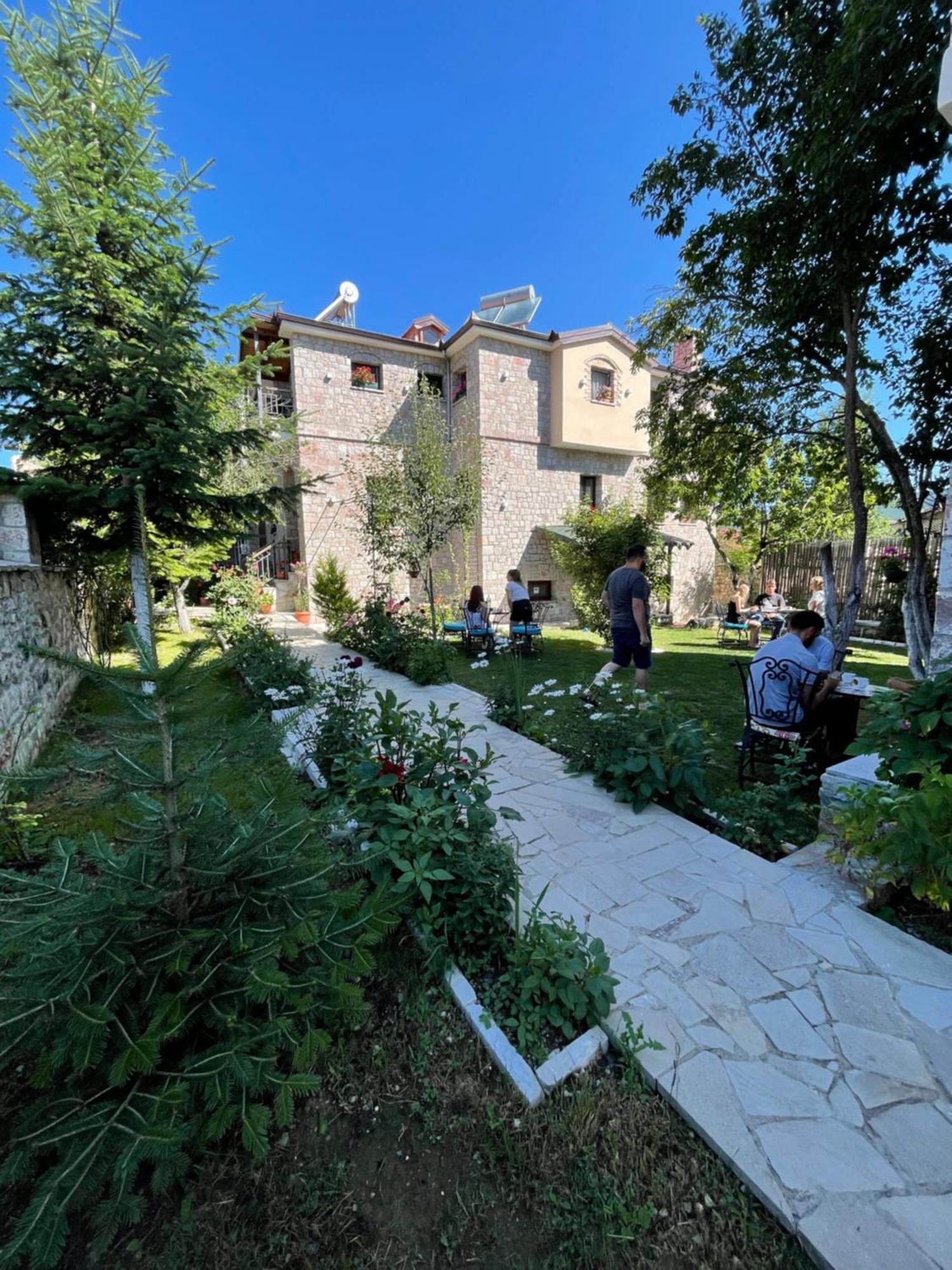 Bujtina Liana Voskopoje Ξενοδοχείο Εξωτερικό φωτογραφία